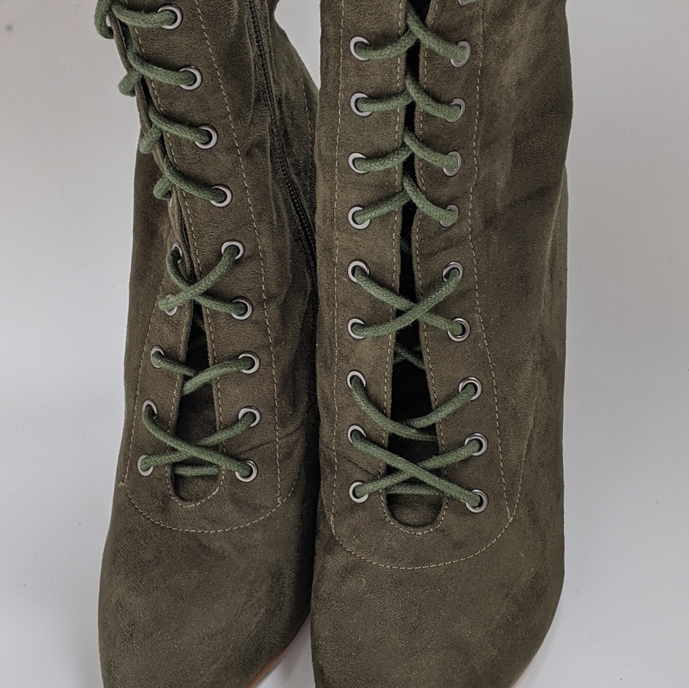 Lace up Ankle Boots